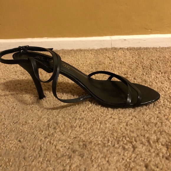 Black Strapy Aldo Heels - Size 7 - Picture 4 of 5